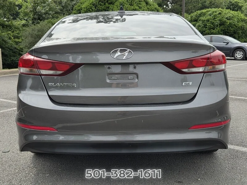 Used 2017 Galactic Gray HYUNDAI SE 2.0L AUTO (ULSAN PLANT) image 4