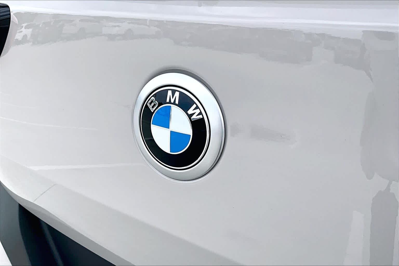 Used 2026 Dune Grey Metallic BMW xDrive28i image 29