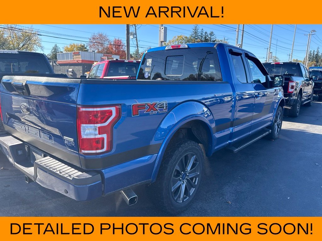 Used 2018 Lightning Blue Ford XLT image 3