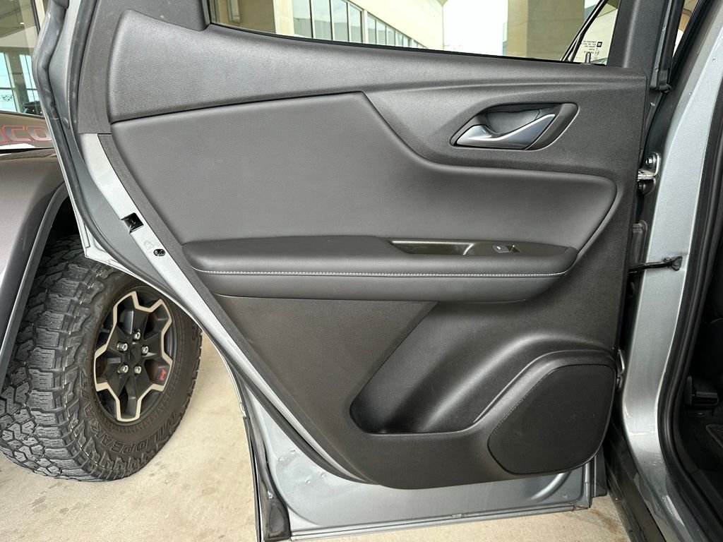 Used 2023 Gray Chevrolet LT image 28