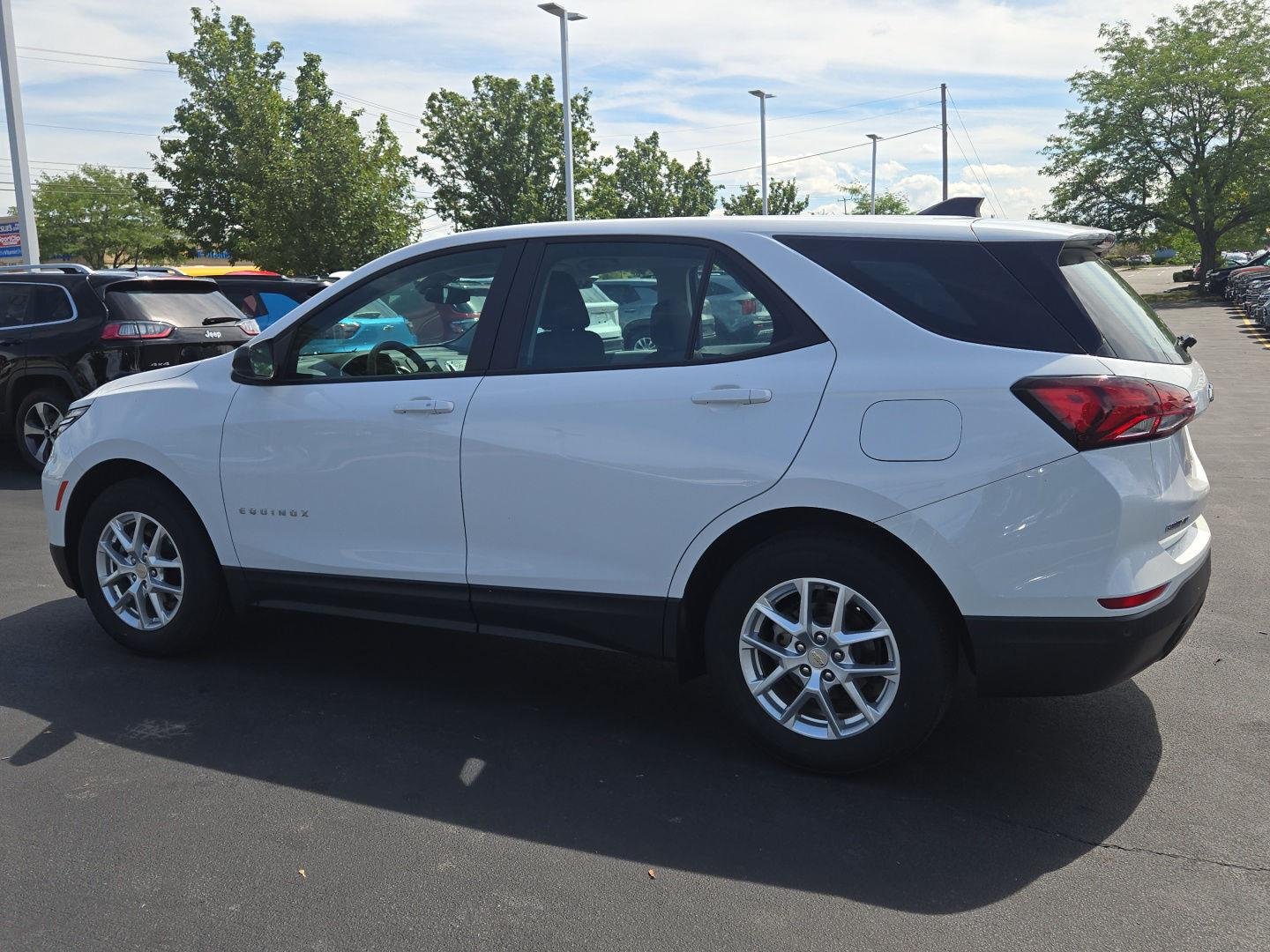 Used 2024 Summit White Chevrolet LS image 3