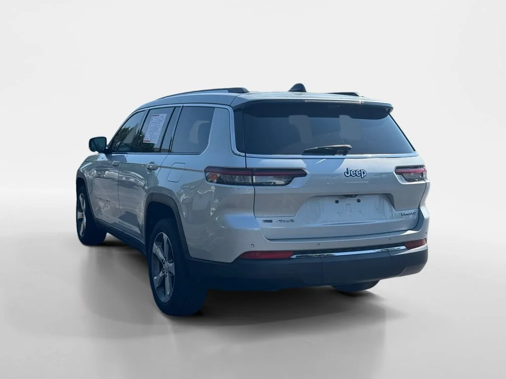 Used 2021 Silver Zynith Jeep Limited image 6