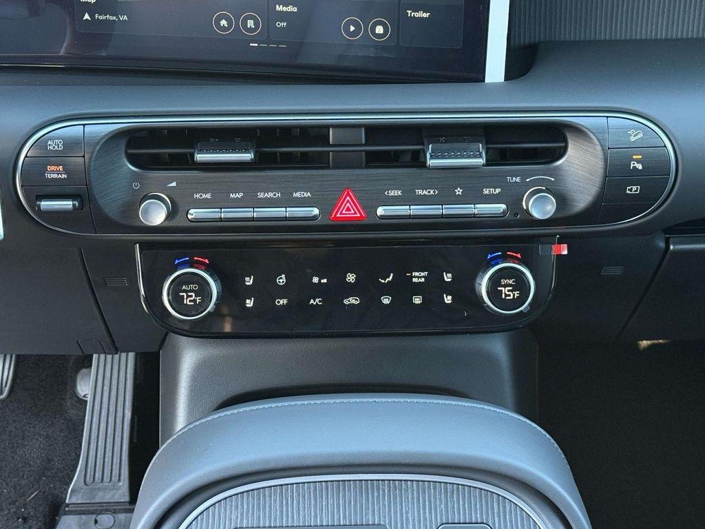 New 2026 Titan Green Hyundai Calligraphy AWD image 21