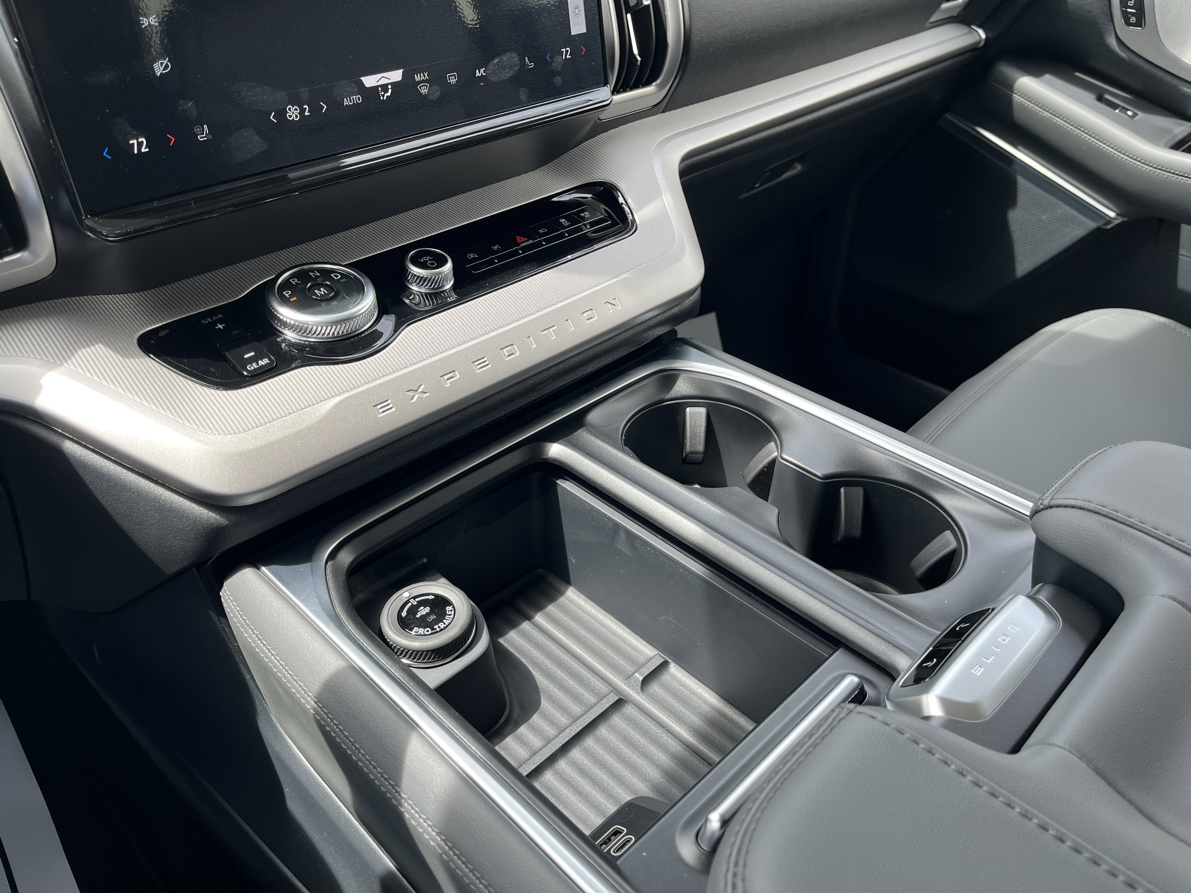 New 2026 Agate Black Metallic Ford MAX Active image 20