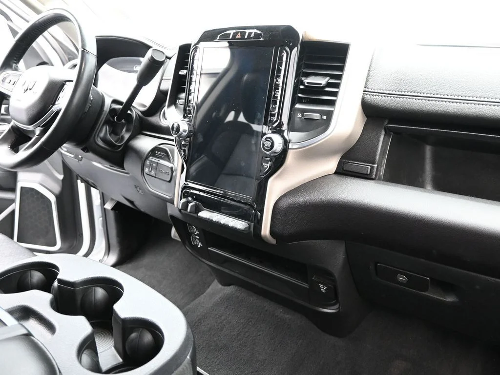 Used 2023 White Ram Laramie image 19