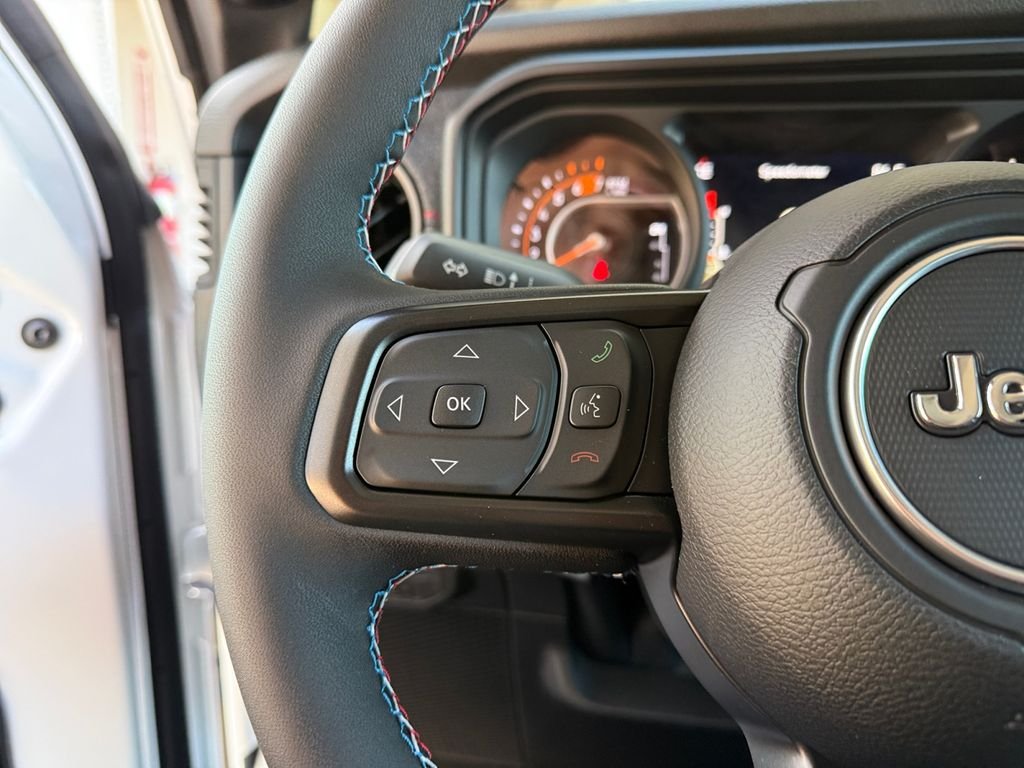 New 2026 Bright White Clearcoat Jeep  image 22