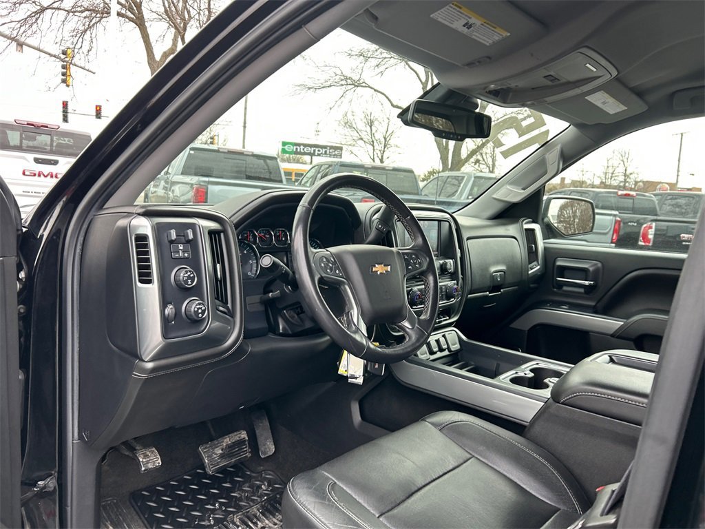 2015 CHEVROLET SILVERADO - Image 18