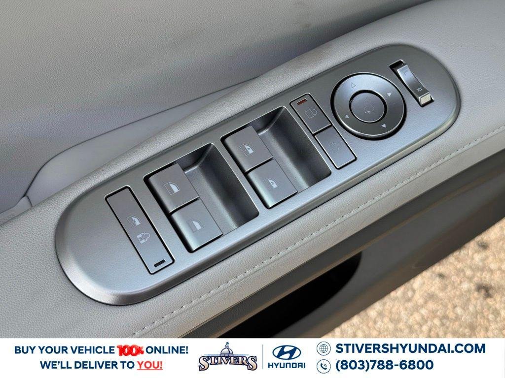 New 2026 Black Hyundai SEL Premium 7P image 27