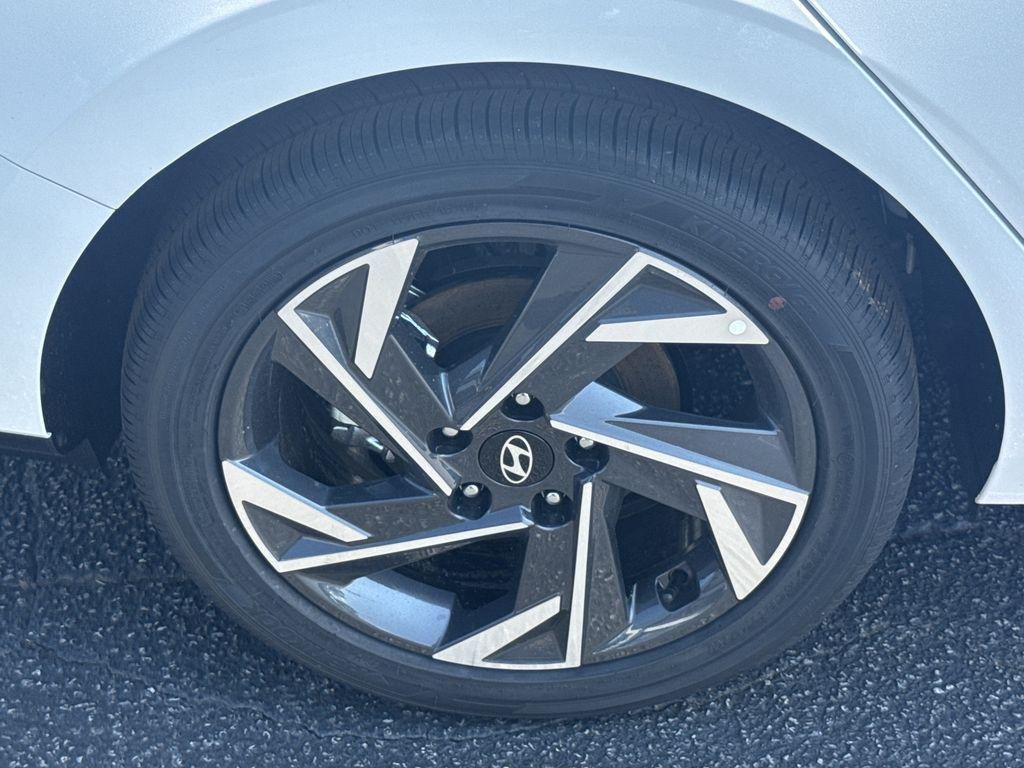 New 2026 White Hyundai Limited image 17