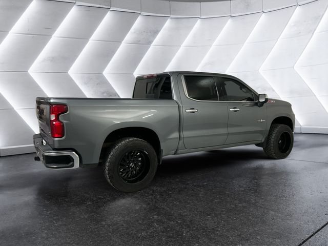 Used 2021 Gray Chevrolet LTZ image 4