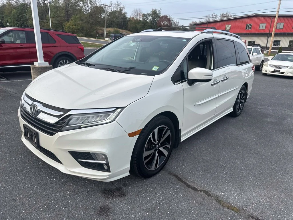 Used 2019 White Diamond Pearl Honda Elite image 7