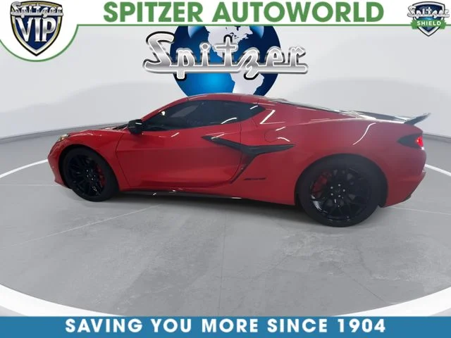 Used 2024 Red Chevrolet Z06 image 6