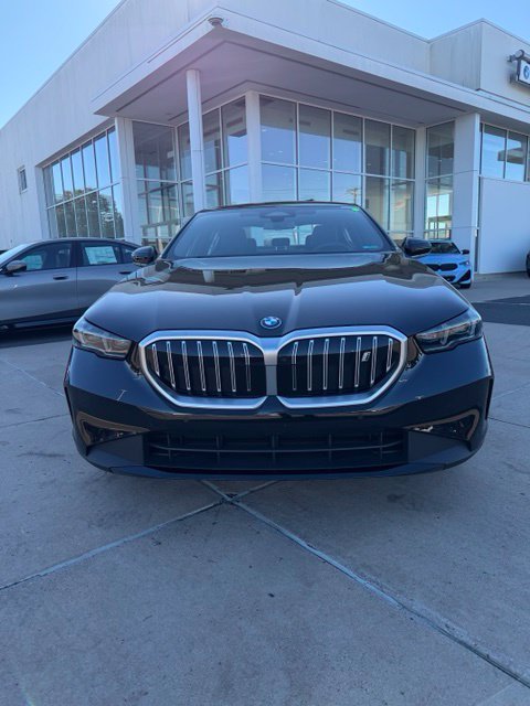 Used 2024 BMW i5 40 with VIN WBY33FK09RCR36228 for sale in North Haven, CT