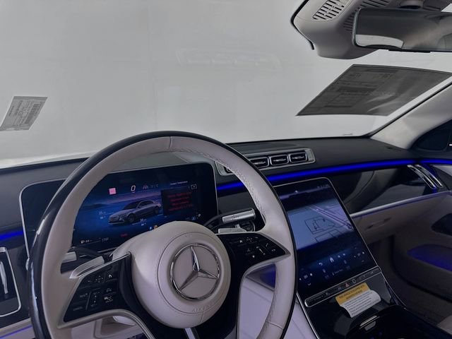 New 2026 MANUFAKTUR Rubellite Red Metallic Mercedes-Benz S 580 image 41