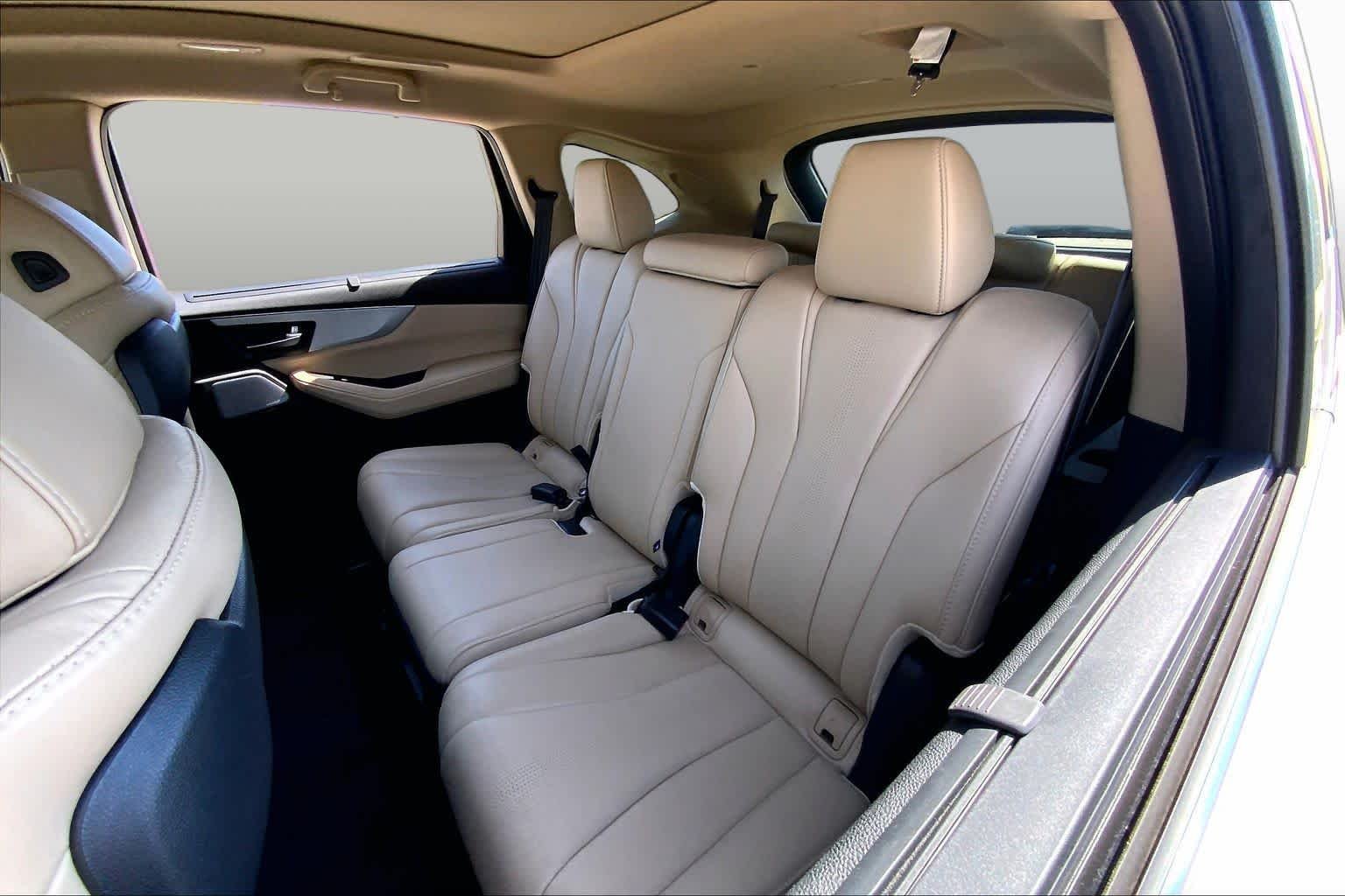 Used 2026 Platinum White Pearl Acura w/Technology Package image 20