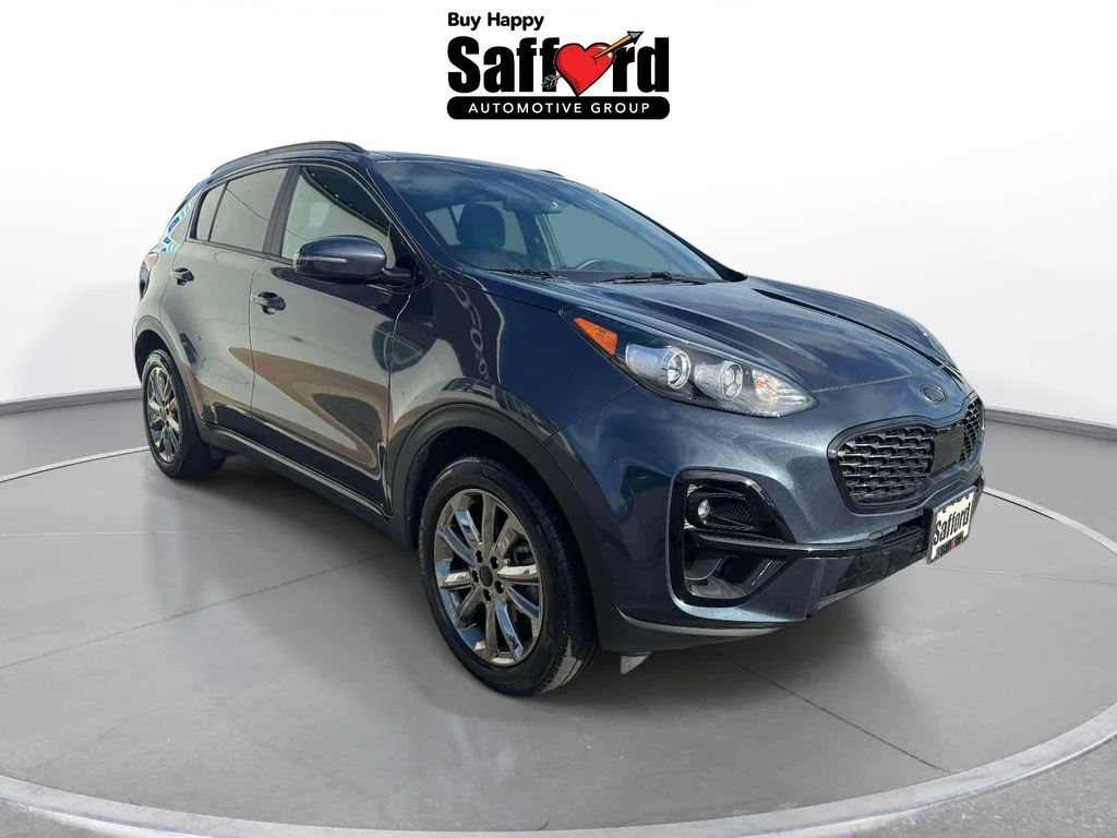 Used 2022 Blue Kia Nightfall image 3