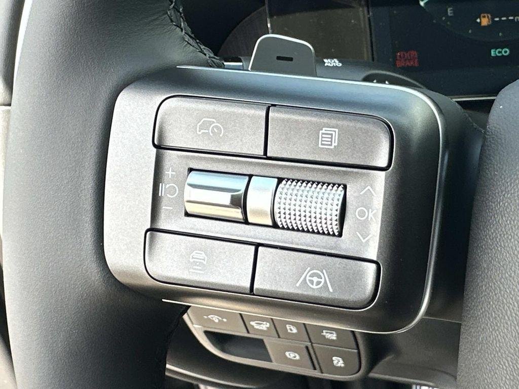 New 2026 Black Hyundai SEL Premium 8P image 28