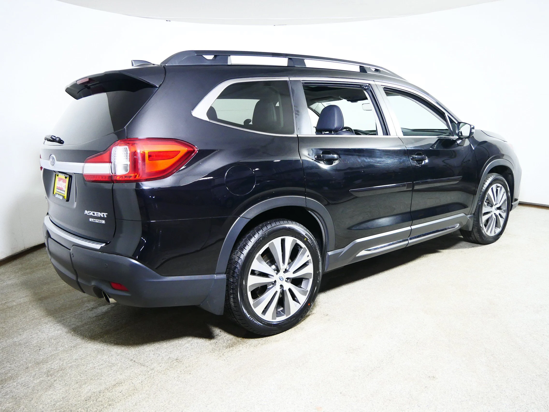 Used 2020 Crystal Black Silica Subaru Limited image 7