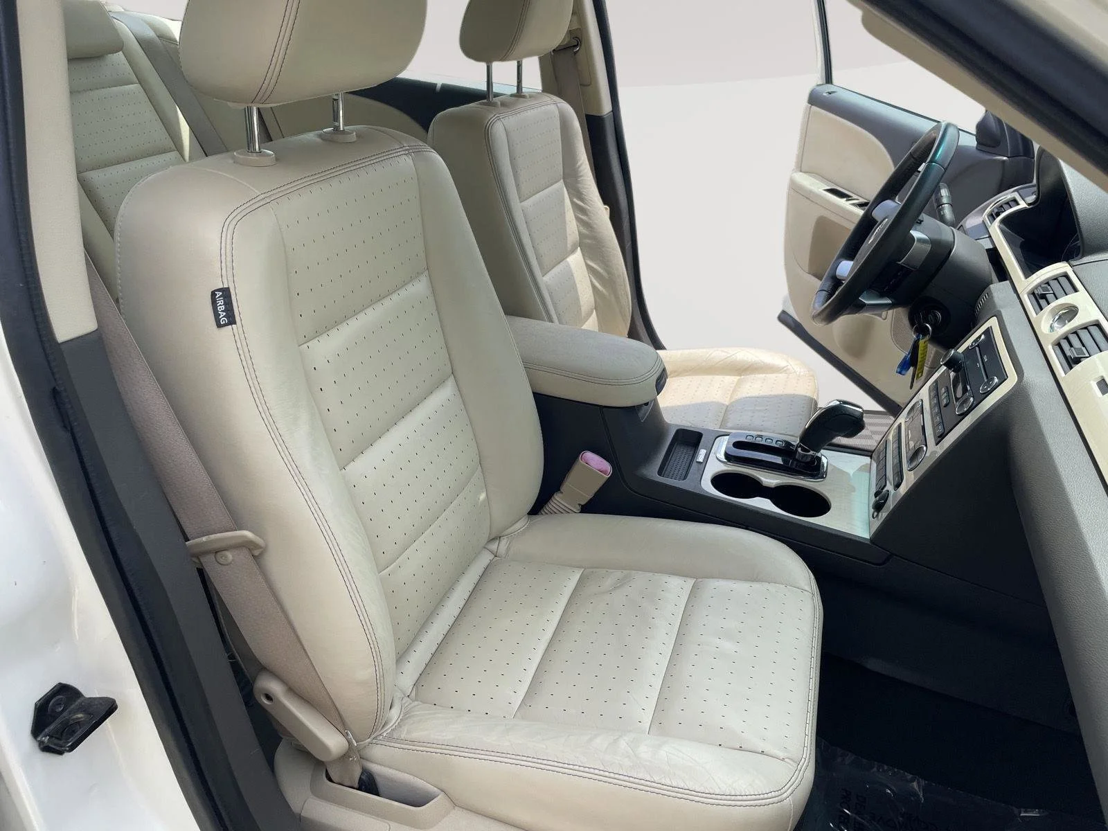 Used 2009  Mercury Premier image 20