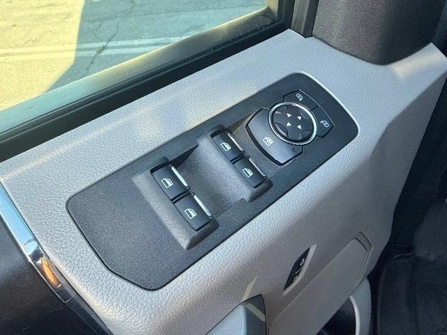 Used 2019 Magnetic Metallic Ford  image 16