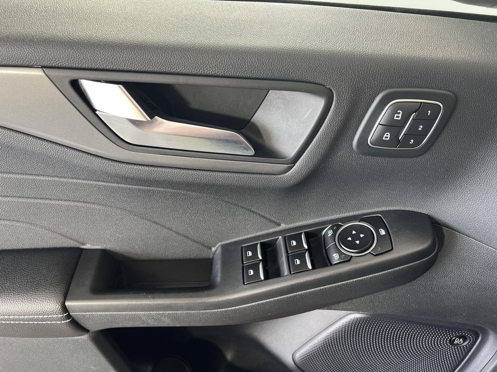 Used 2023 Gy Ford Active image 6