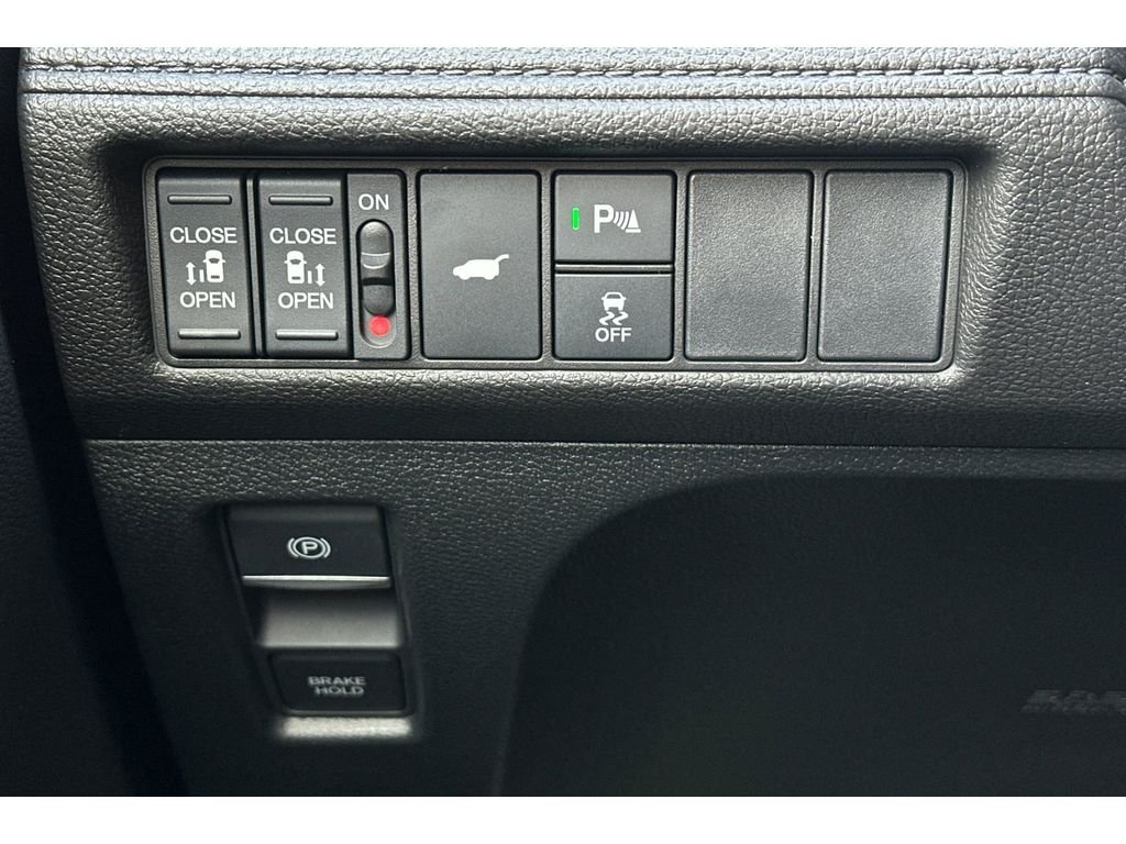 2026 Honda Odyssey Touring - Photo 31