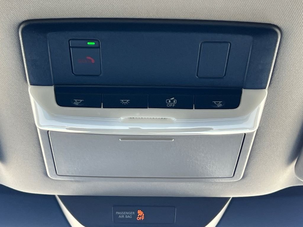2026 Nissan Pathfinder SV - Photo 8