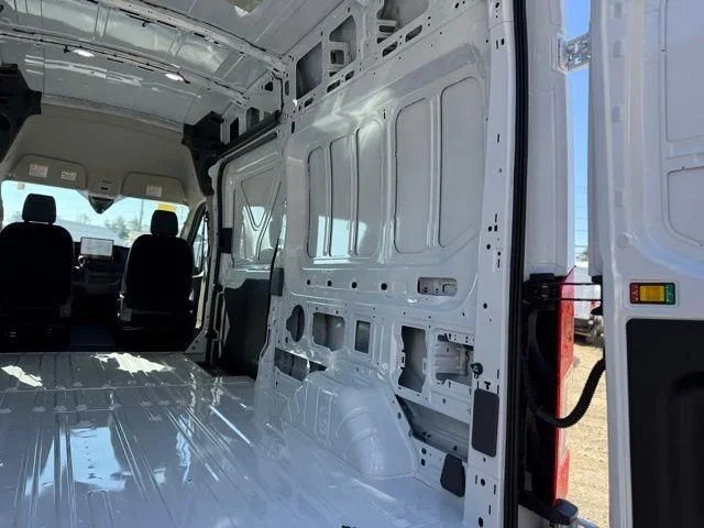 New 2026 Oxford White Ford Cargo Van image 9