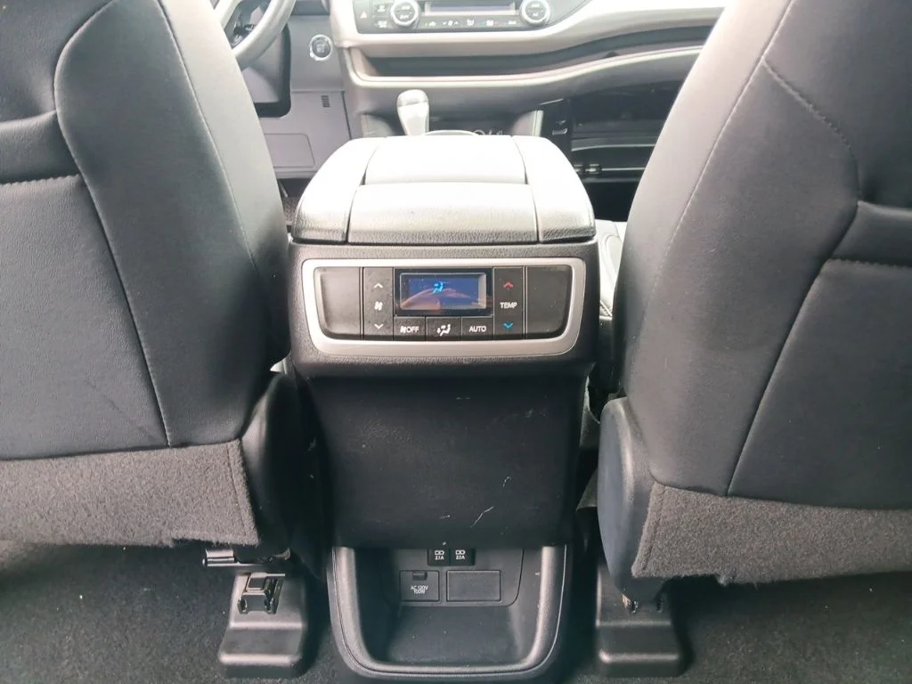 Used 2019 Shoreline Blue Pearl Toyota XLE image 45