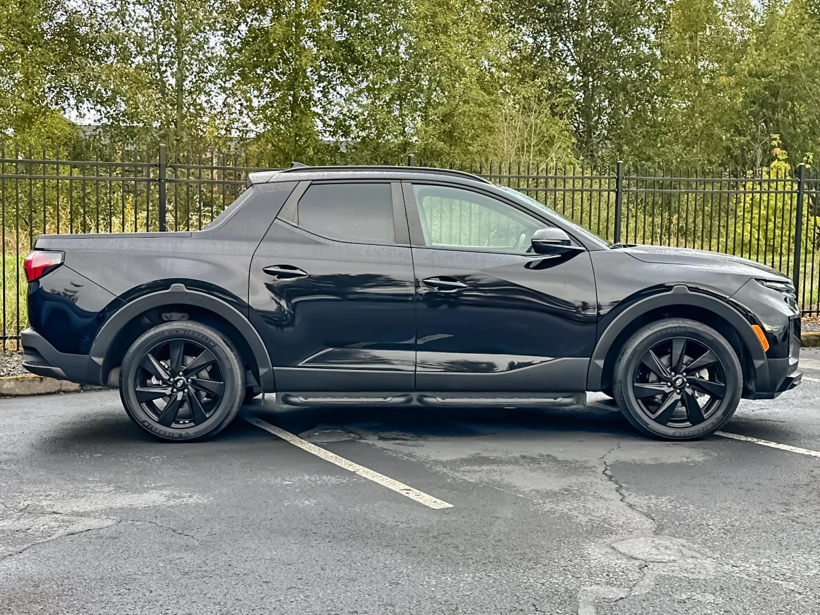Used 2023 Black Hyundai NIGHT image 2