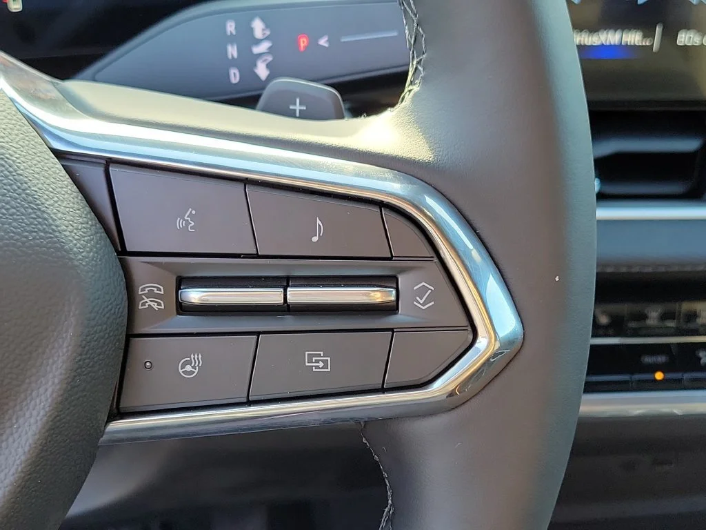 2027 Chevrolet Equinox LT - Photo 10