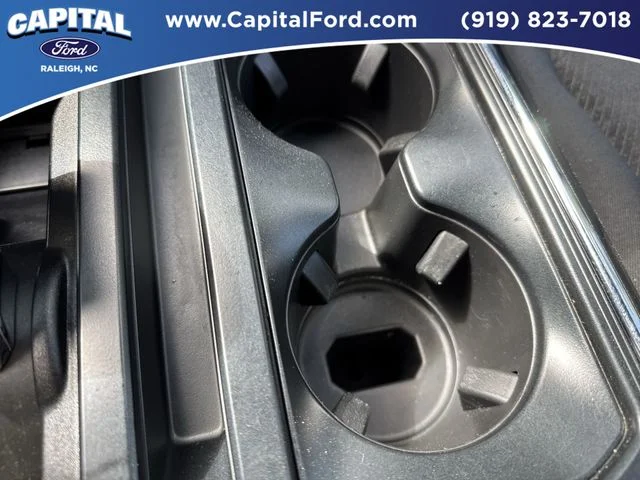 Used 2022 Red Ford XLT image 31