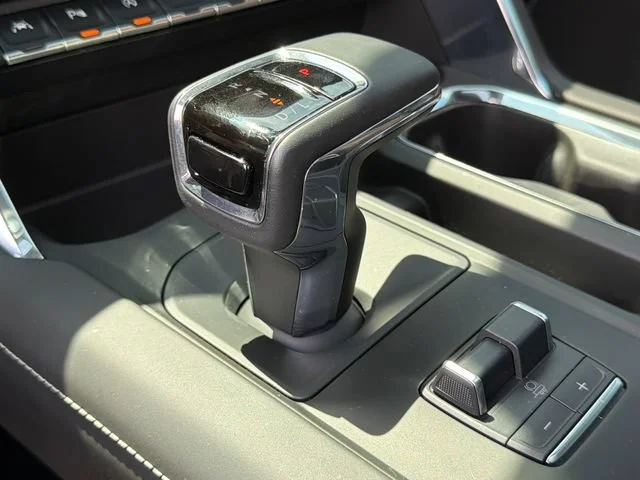Used 2025 Sterling Metallic GMC Denali Ultimate image 31
