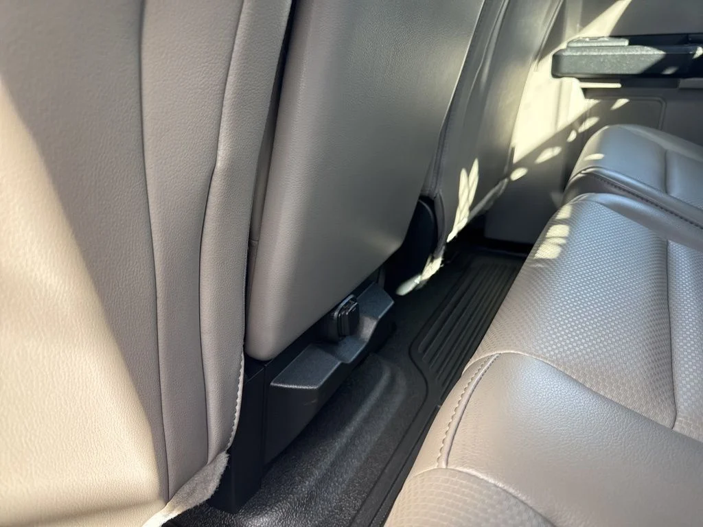 Used 2019 White Ford XL image 50