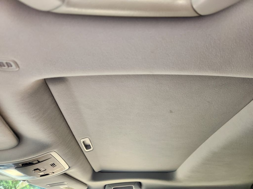 Used 2016 Silver Lexus 350 image 23