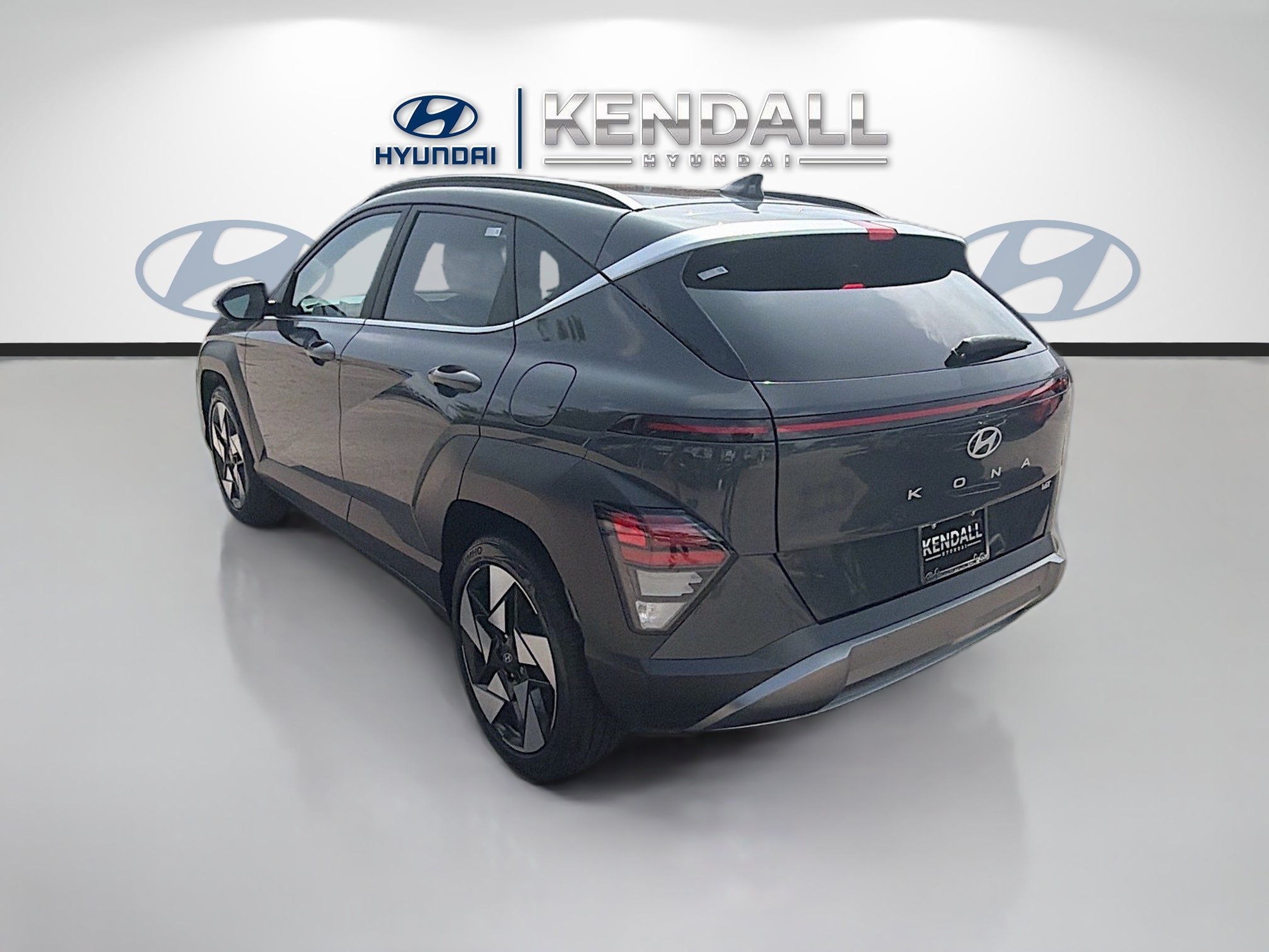 Used 2024 Ecotronic Gray Pearl Hyundai Limited image 4