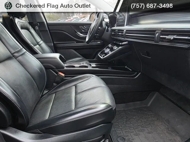 Used 2022 Black Metallic Lincoln Standard image 42