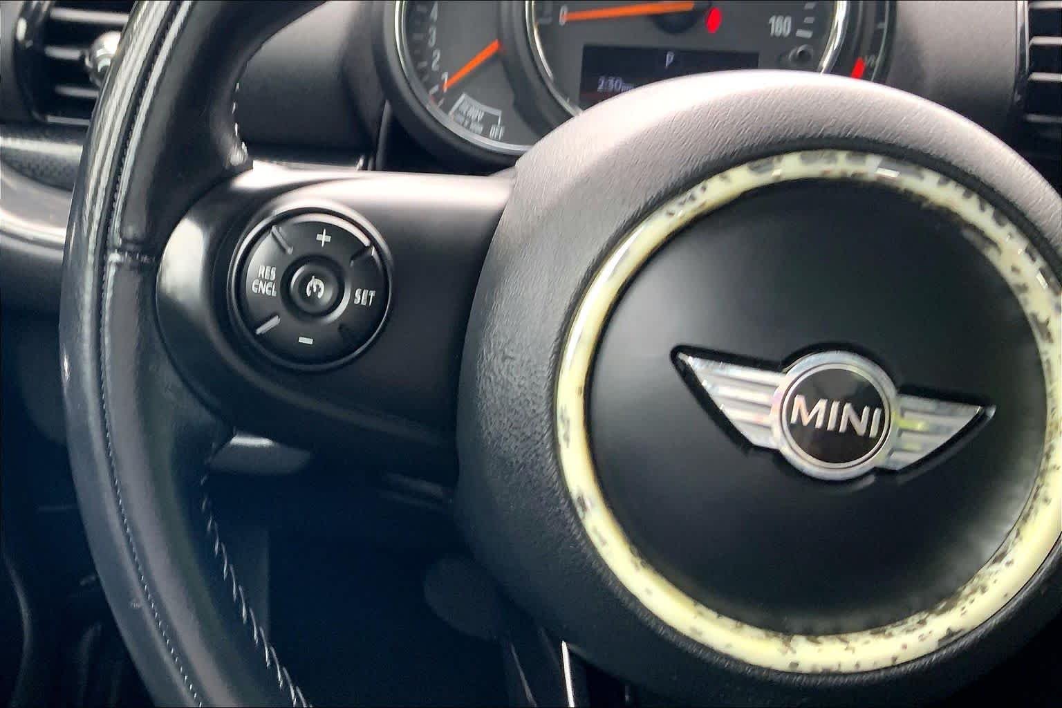 Used 2018 Midnight Black Metallic MINI Cooper S image 23