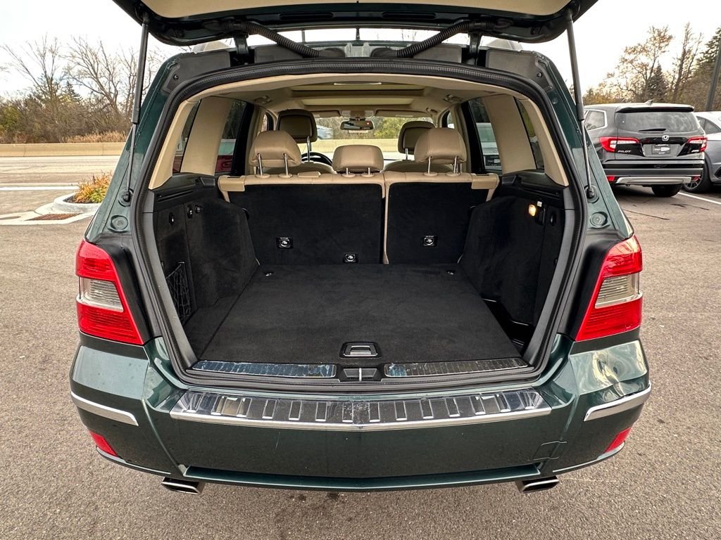 Used 2011 Green Mercedes-Benz GLK 350 image 20