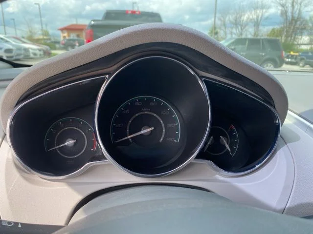 Used 2012 Silver Chevrolet LT image 13