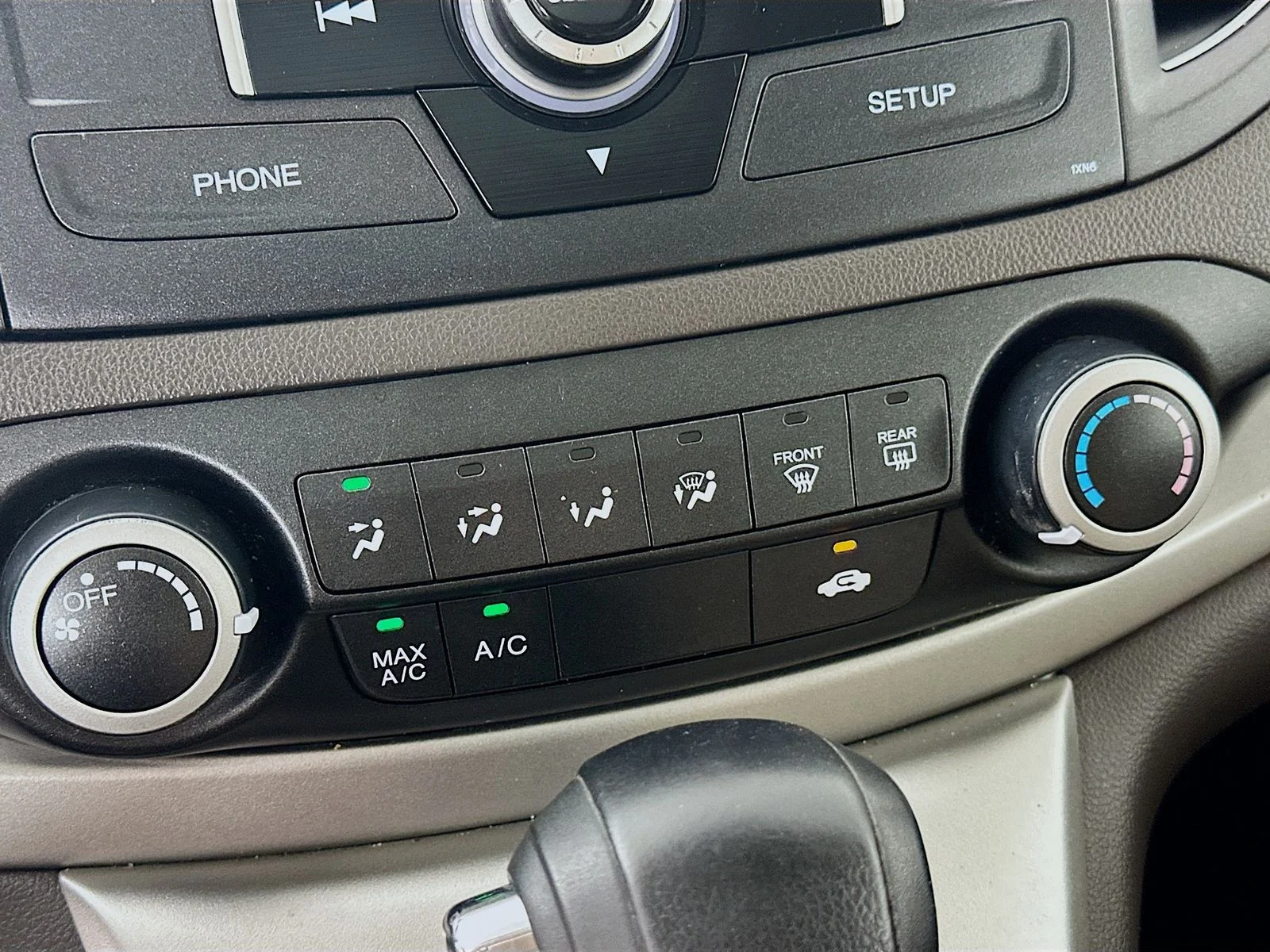 Used 2012 White Honda  image 25