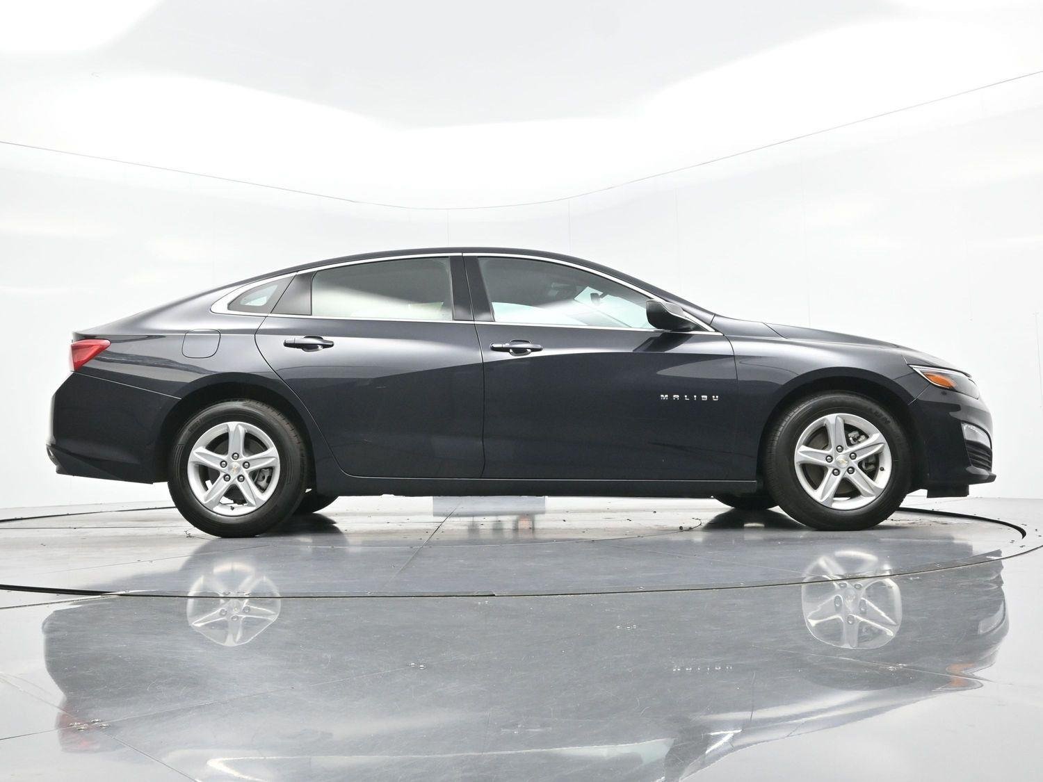 Used 2023 Dark Ash Metallic Chevrolet LT image 49