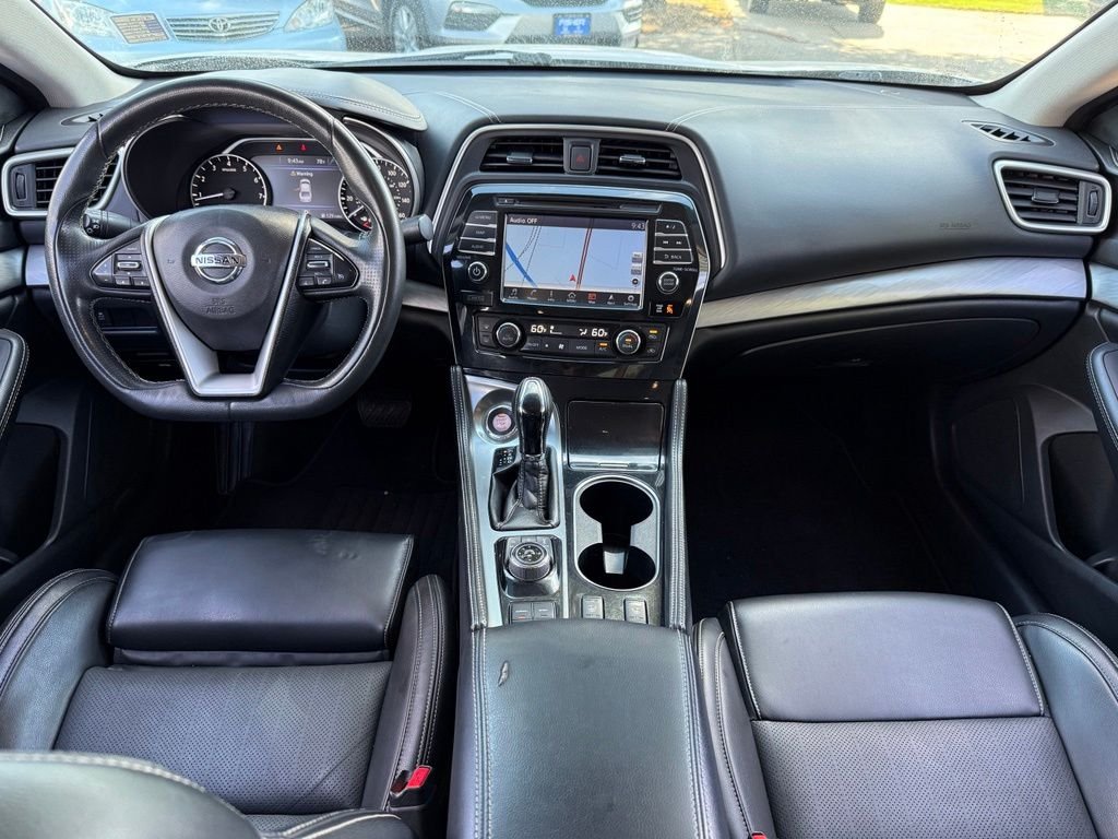 Used 2017 Brilliant Silver Nissan 3.5 SV image 15