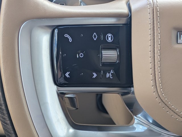 Certified Used 2024 White Land Rover Autobiography image 27