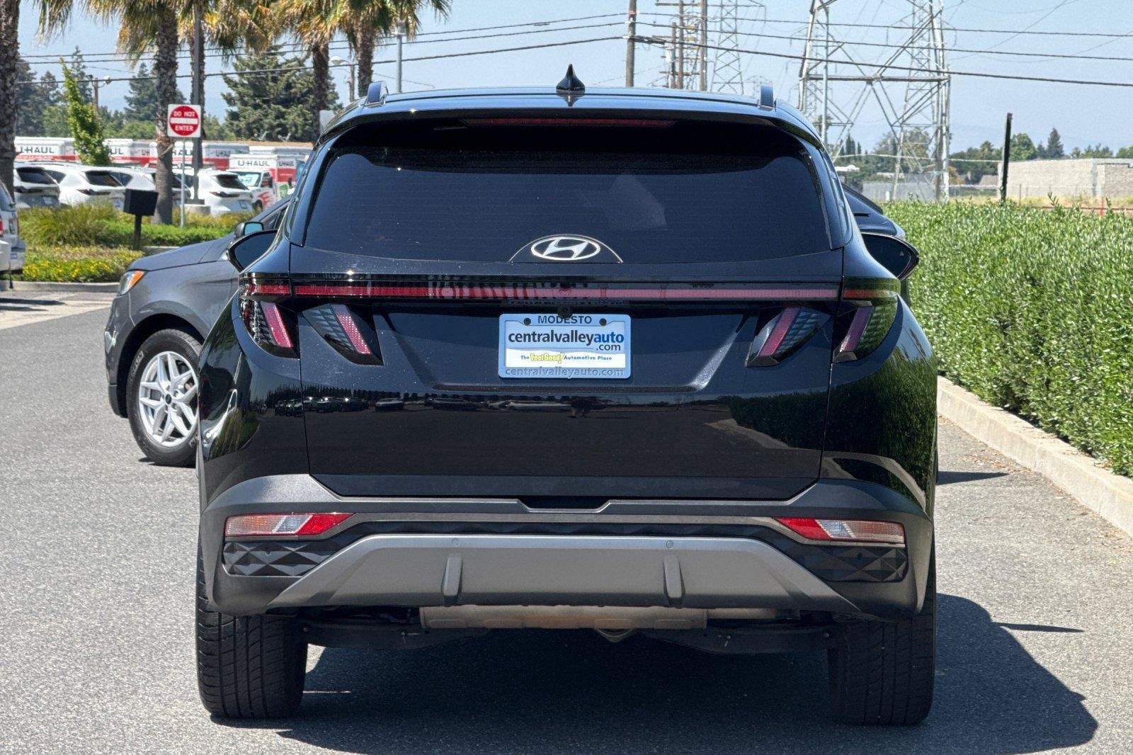 Used 2022 Phantom Black Hyundai Limited image 5