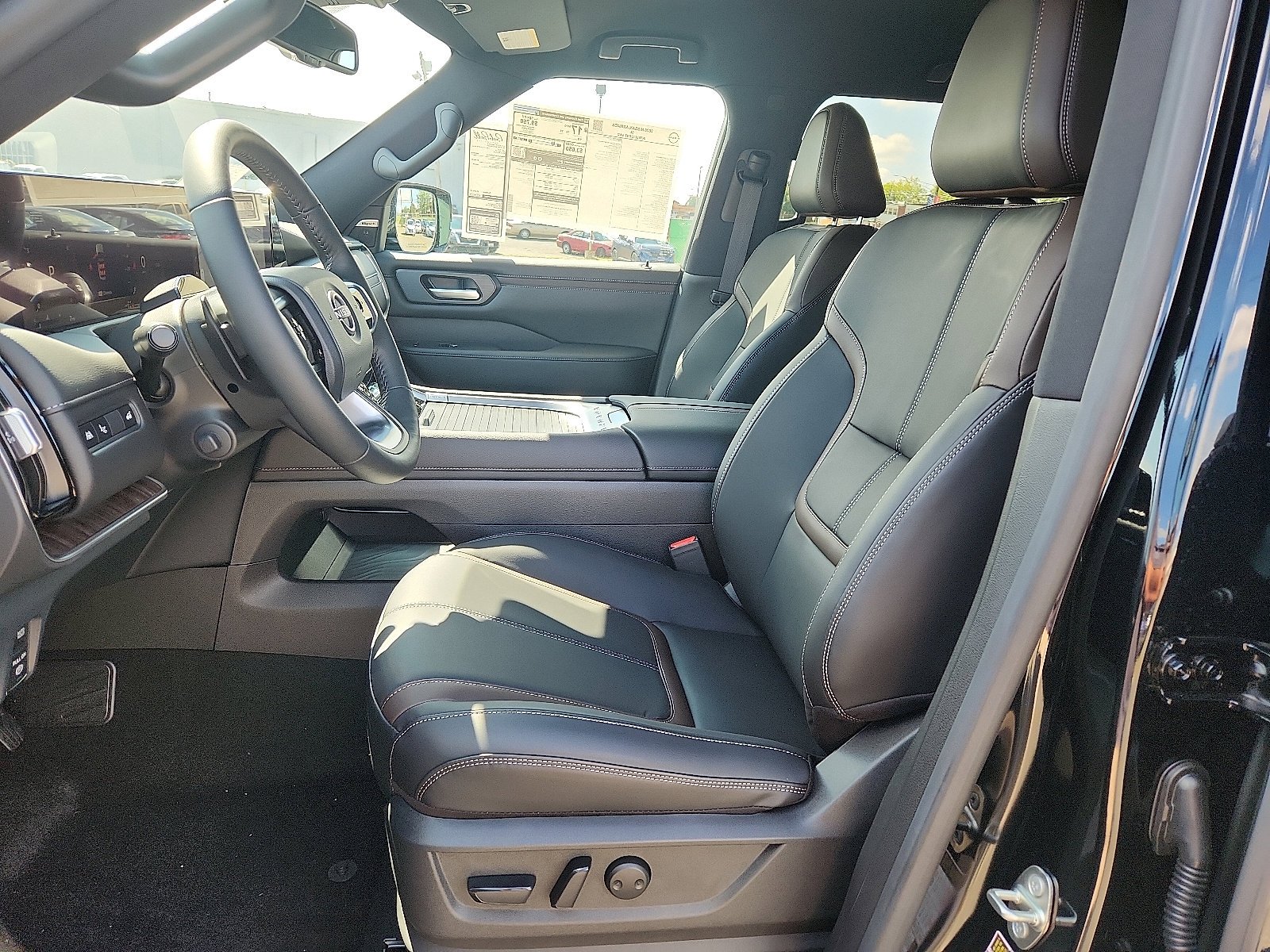 2026 Nissan Armada SL - Photo 11