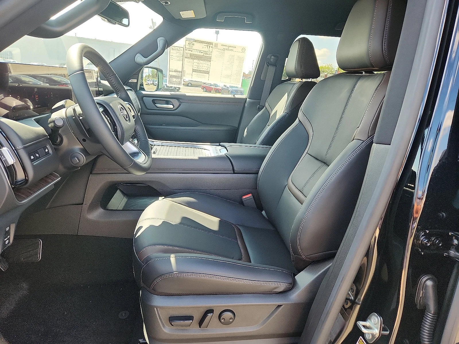 2026 Nissan Armada SL - Photo 11