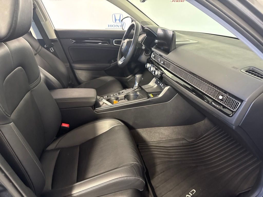 2024 Honda Civic Touring - Photo 6