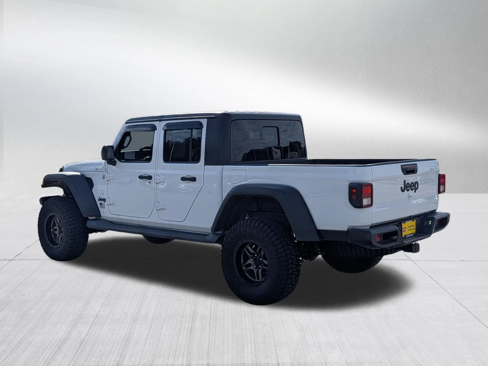 Used 2020 Bright White Clearcoat Jeep Sport S image 5