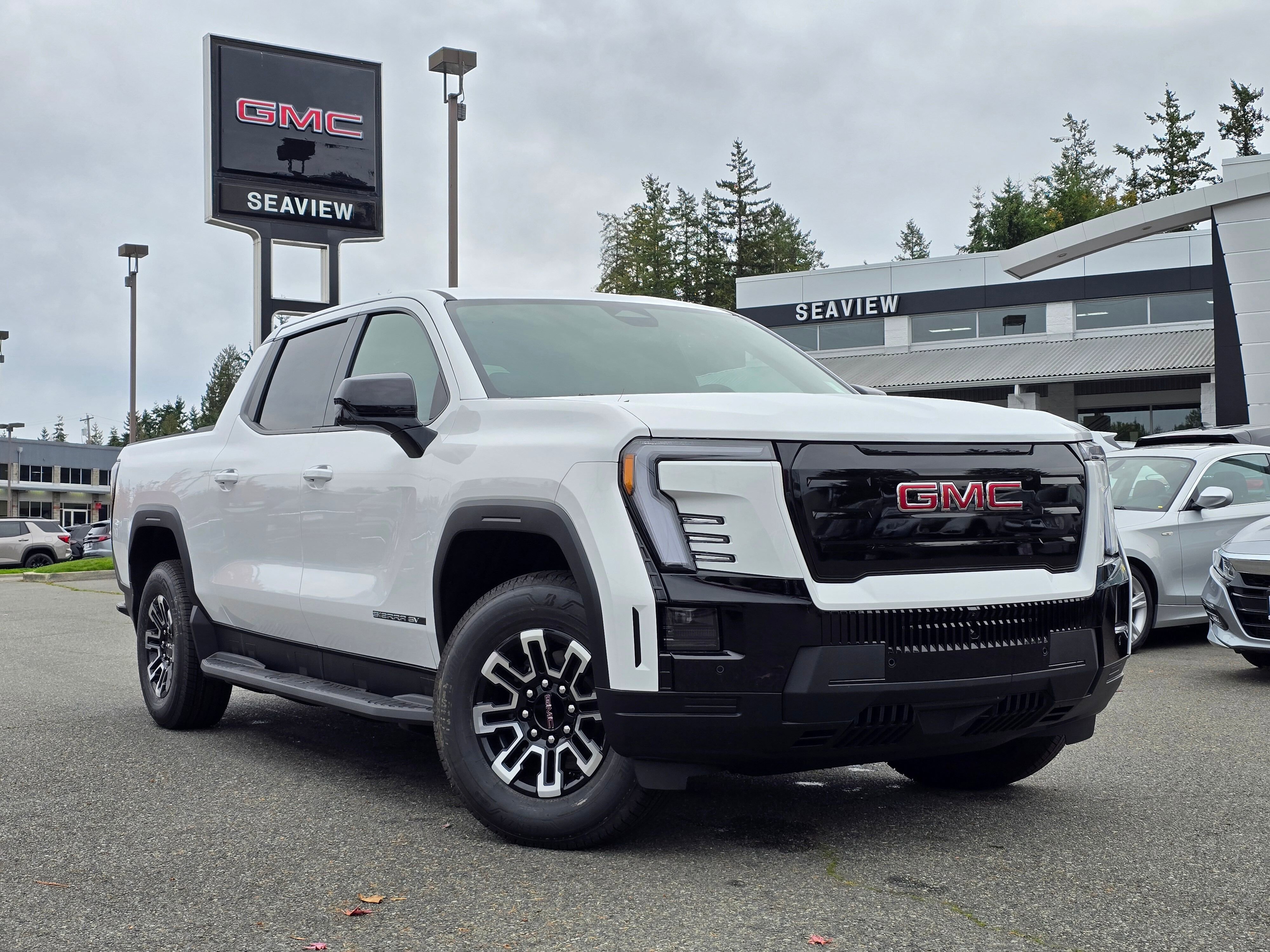 2026 GMC Sierra Elevation Extended Range Crew Cab e4WD's photo